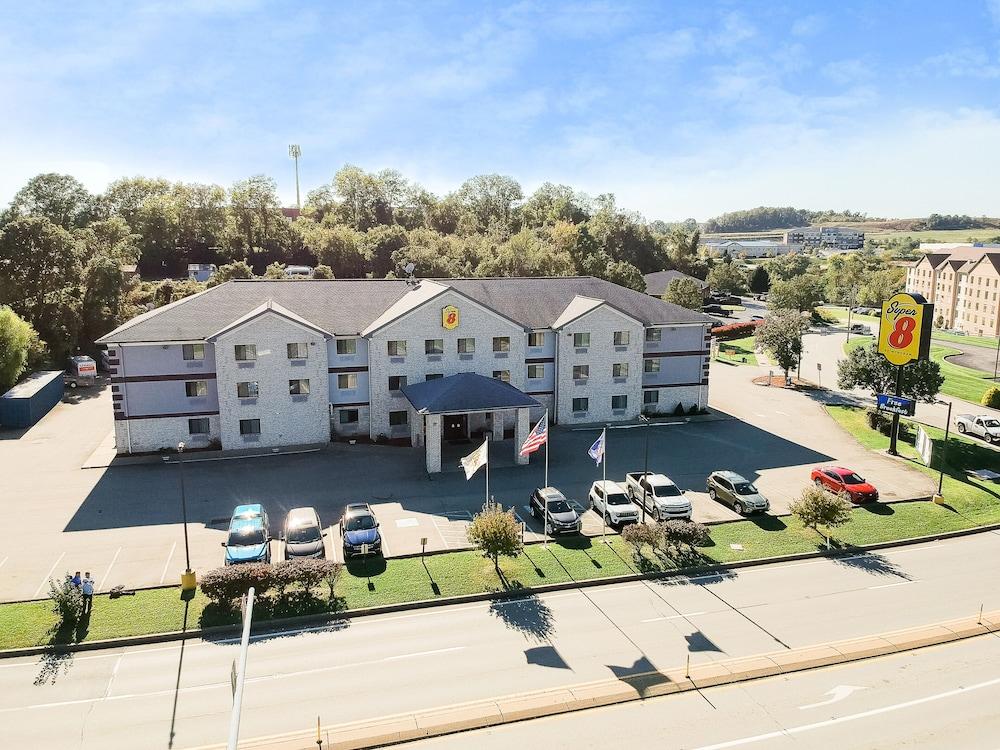 Hotel Super 8 By Wyndham Uniontown Pa Exterior foto